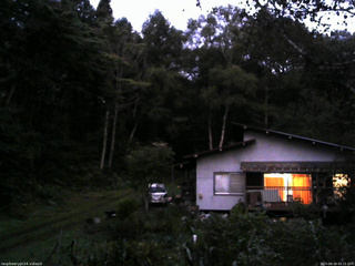 長野県菅平高原 ゆたか山荘 西側(坂上) 2025/09/18 05:15