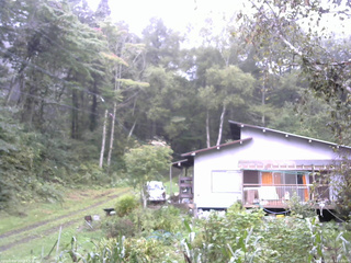 長野県菅平高原 ゆたか山荘 西側(坂上) 2025/09/18 14:15