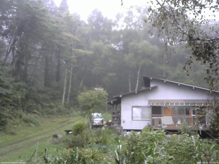 長野県菅平高原 ゆたか山荘 西側(坂上) 2025/09/18 15:00