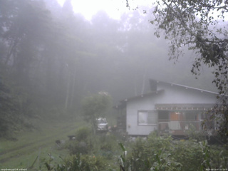 長野県菅平高原 ゆたか山荘 西側(坂上) 2025/09/19 07:15