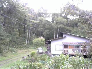 長野県菅平高原 ゆたか山荘 西側(坂上) 2025/09/20 16:15