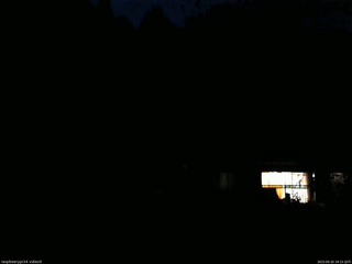 長野県菅平高原 ゆたか山荘 西側(坂上) 2025/09/20 18:15