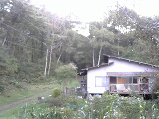 長野県菅平高原 ゆたか山荘 西側(坂上) 2025/09/28 16:15