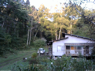 長野県菅平高原 ゆたか山荘 西側(坂上) 2025/09/30 06:00