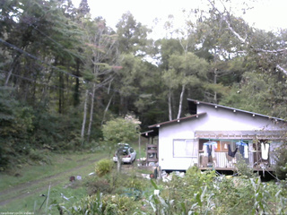 長野県菅平高原 ゆたか山荘 西側(坂上) 2025/09/30 10:00