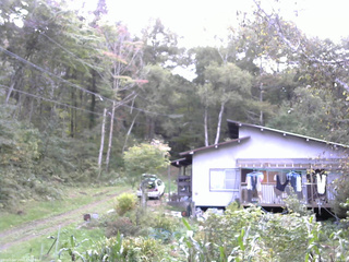 長野県菅平高原 ゆたか山荘 西側(坂上) 2025/09/30 15:45