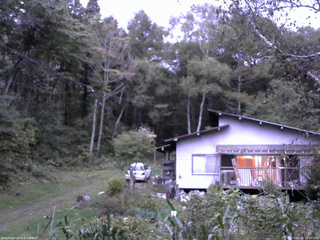 長野県菅平高原 ゆたか山荘 西側(坂上) 2025/09/30 17:30