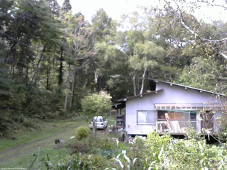 長野県菅平高原 ゆたか山荘 西側(坂上) 2025/10/01 10:45