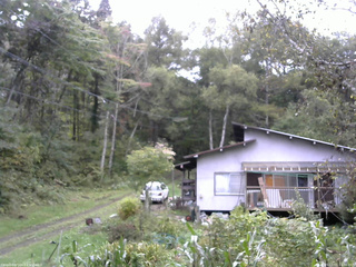 長野県菅平高原 ゆたか山荘 西側(坂上) 2025/10/01 13:30