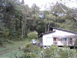 長野県菅平高原 ゆたか山荘 西側(坂上) 2025/10/02 08:30