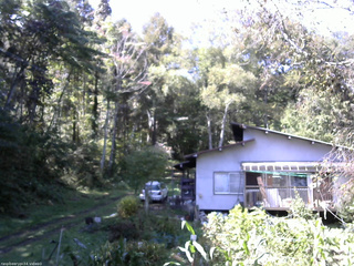 長野県菅平高原 ゆたか山荘 西側(坂上) 2025/10/02 11:00