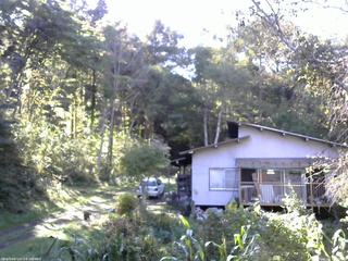 長野県菅平高原 ゆたか山荘 西側(坂上) 2025/10/02 14:15