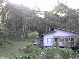 長野県菅平高原 ゆたか山荘 西側(坂上) 2025/10/02 15:15