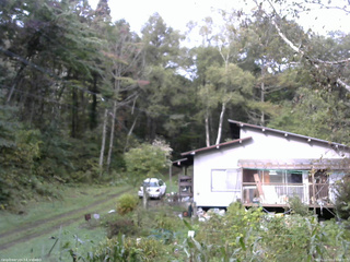 長野県菅平高原 ゆたか山荘 西側(坂上) 2025/10/03 07:30
