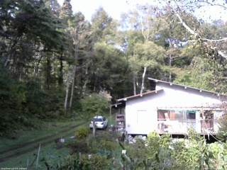 長野県菅平高原 ゆたか山荘 西側(坂上) 2025/10/03 08:45