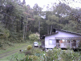 長野県菅平高原 ゆたか山荘 西側(坂上) 2025/10/05 06:30
