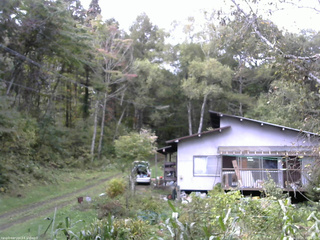 長野県菅平高原 ゆたか山荘 西側(坂上) 2025/10/05 11:15