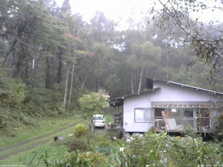 長野県菅平高原 ゆたか山荘 西側(坂上) 2025/10/05 15:00