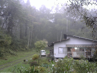 長野県菅平高原 ゆたか山荘 西側(坂上) 2025/10/06 07:00