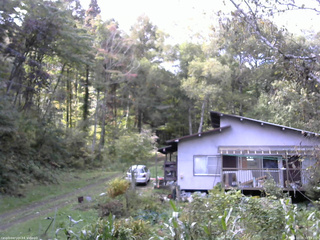 長野県菅平高原 ゆたか山荘 西側(坂上) 2025/10/06 12:15
