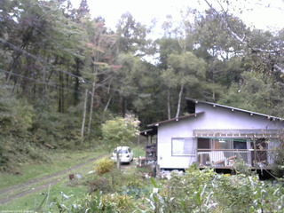 長野県菅平高原 ゆたか山荘 西側(坂上) 2025/10/06 12:30