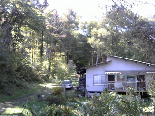 長野県菅平高原 ゆたか山荘 西側(坂上) 2025/10/06 13:00