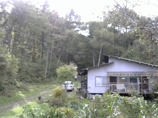長野県菅平高原 ゆたか山荘 西側(坂上) 2025/10/06 14:45