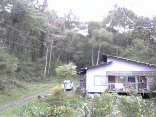 長野県菅平高原 ゆたか山荘 西側(坂上) 2025/10/06 15:15