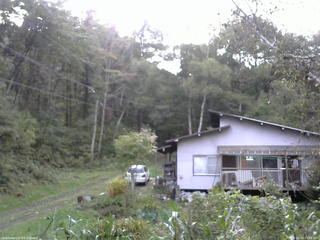長野県菅平高原 ゆたか山荘 西側(坂上) 2025/10/06 15:30