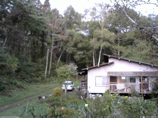 長野県菅平高原 ゆたか山荘 西側(坂上) 2025/10/07 06:00