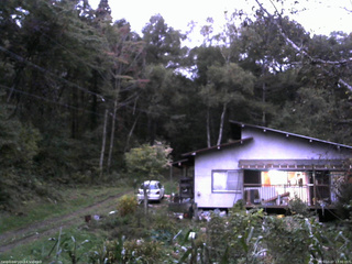 長野県菅平高原 ゆたか山荘 西側(坂上) 2025/10/07 17:30