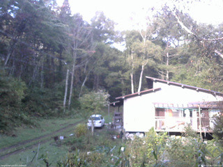 長野県菅平高原 ゆたか山荘 西側(坂上) 2025/10/08 07:00