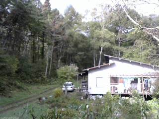 長野県菅平高原 ゆたか山荘 西側(坂上) 2025/10/08 08:30