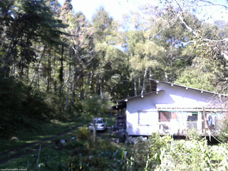 長野県菅平高原 ゆたか山荘 西側(坂上) 2025/10/08 10:00