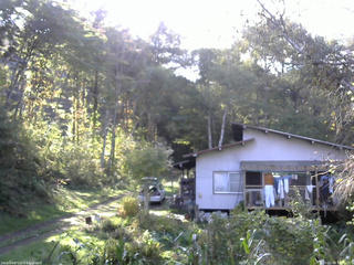 長野県菅平高原 ゆたか山荘 西側(坂上) 2025/10/08 14:15