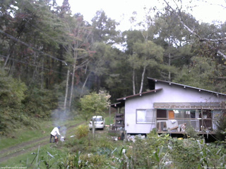 長野県菅平高原 ゆたか山荘 西側(坂上) 2025/10/08 15:45