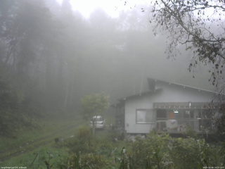 長野県菅平高原 ゆたか山荘 西側(坂上) 2025/10/09 10:15