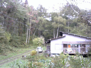 長野県菅平高原 ゆたか山荘 西側(坂上) 2025/10/09 12:45