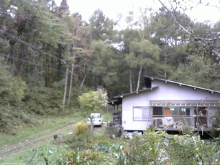 長野県菅平高原 ゆたか山荘 西側(坂上) 2025/10/09 13:45