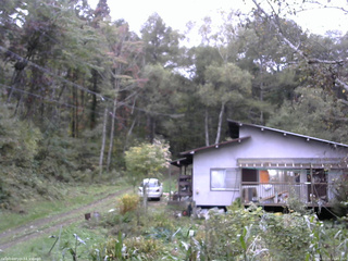 長野県菅平高原 ゆたか山荘 西側(坂上) 2025/10/09 16:45