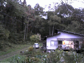 長野県菅平高原 ゆたか山荘 西側(坂上) 2025/10/10 05:45