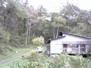 長野県菅平高原 ゆたか山荘 西側(坂上) 2025/10/11 14:15