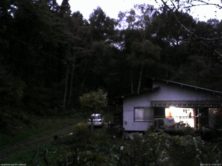 長野県菅平高原 ゆたか山荘 西側(坂上) 2025/10/11 17:30