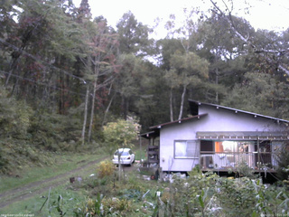 長野県菅平高原 ゆたか山荘 西側(坂上) 2025/10/12 17:15