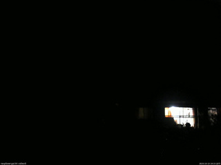 長野県菅平高原 ゆたか山荘 西側(坂上) 2025/10/13 19:15