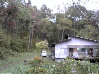 長野県菅平高原 ゆたか山荘 西側(坂上) 2025/10/14 06:45