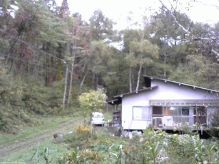 長野県菅平高原 ゆたか山荘 西側(坂上) 2025/10/14 08:15