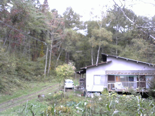 長野県菅平高原 ゆたか山荘 西側(坂上) 2025/10/14 13:45