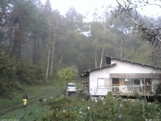 長野県菅平高原 ゆたか山荘 西側(坂上) 2025/10/15 06:45