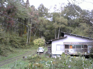 長野県菅平高原 ゆたか山荘 西側(坂上) 2025/10/15 09:15